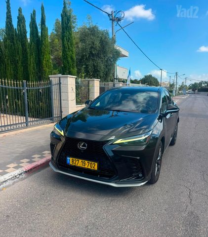 לקסוס NX