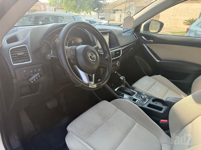 מודעת רכב מאזדה CX-5