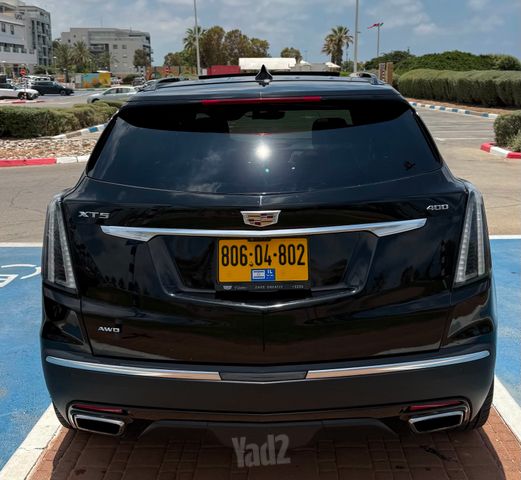 קאדילק XT5
