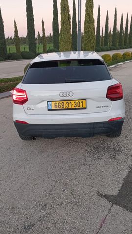 מודעת רכב אאודי Q2 1
