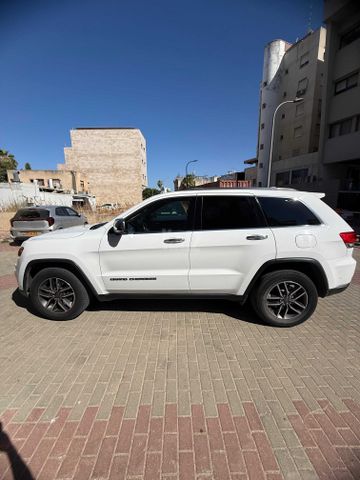 ג'יפ גרנד צ'ירוקי