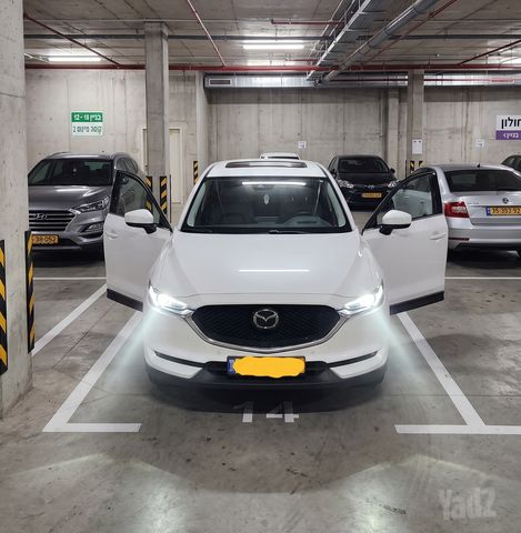 מודעת רכב מאזדה CX-5