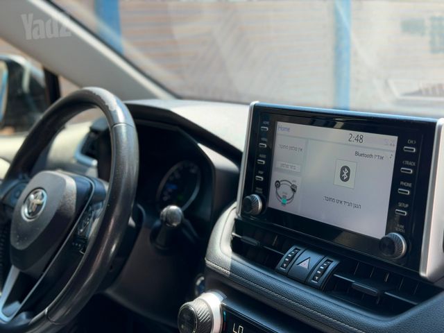 טויוטה RAV4
