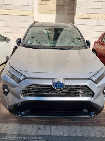 מודעת רכב טויוטה RAV4