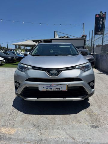 מודעת רכב טויוטה RAV4 1