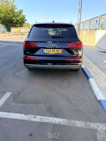אאודי Q7