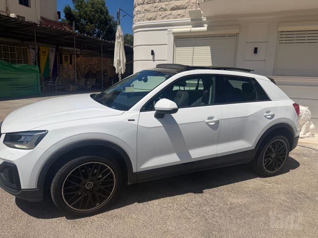 אאודי Q2