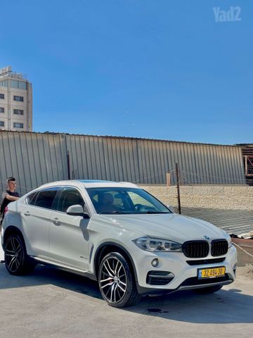 ב מ וו X6