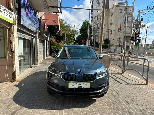 מודעת רכב סקודה קארוק