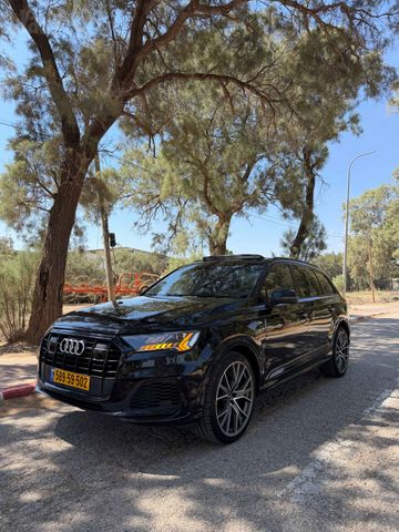 אאודי Q7