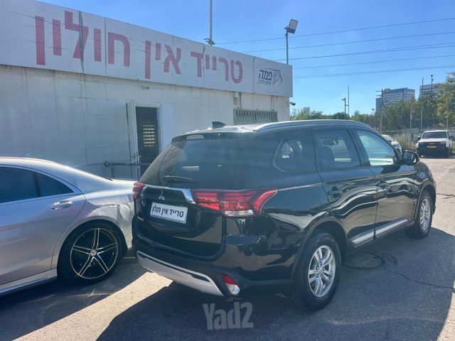 מודעת רכב מיצובישי אאוטלנדר 1