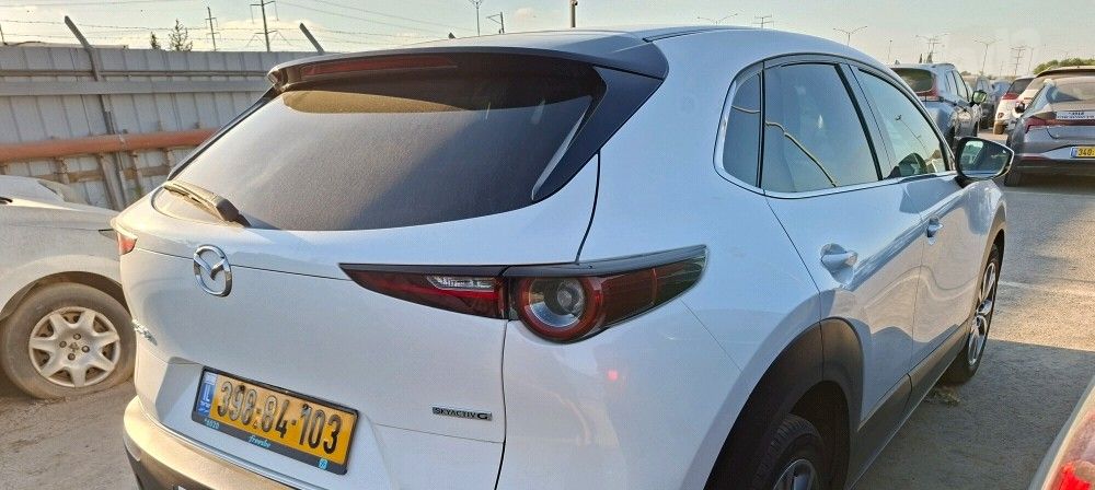 מאזדה CX-30