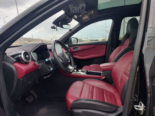 אם ג'י EHS PHEV