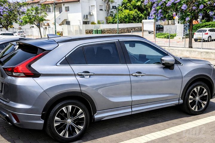 מודעת רכב מיצובישי אקליפס קרוס