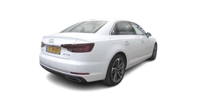 אאודי A4