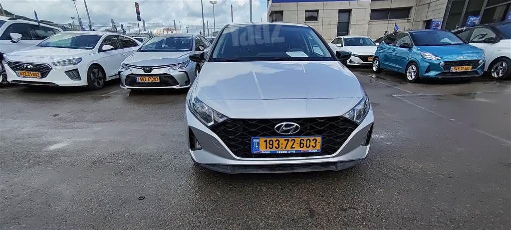 יונדאי i20