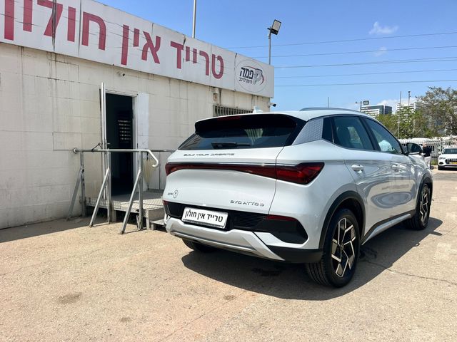 בי.ווי.די אטו 3