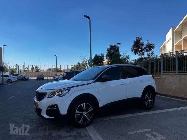 פיג'ו 3008
