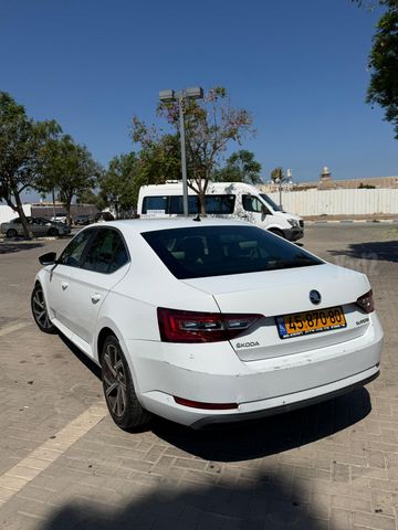 סקודה סופרב