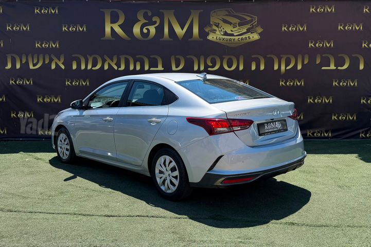 יונדאי אקסנט i25