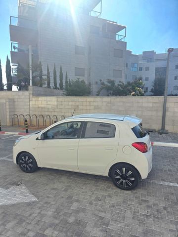 מיצובישי ספייס סטאר