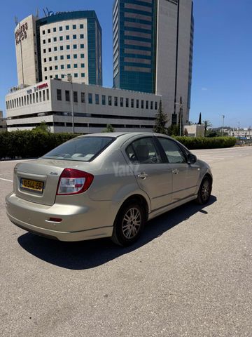 סוזוקי SX4