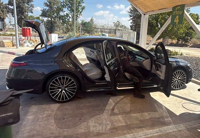 מודעת רכב מרצדס-בנץ S-class