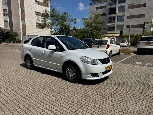 סוזוקי SX4