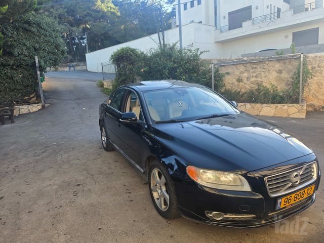 וולוו S80