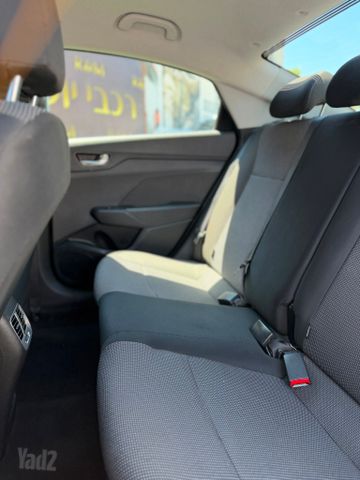 יונדאי אקסנט i25
