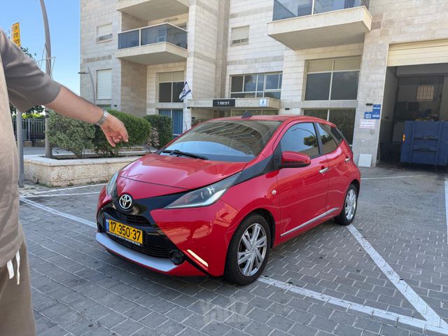 טויוטה אייגו