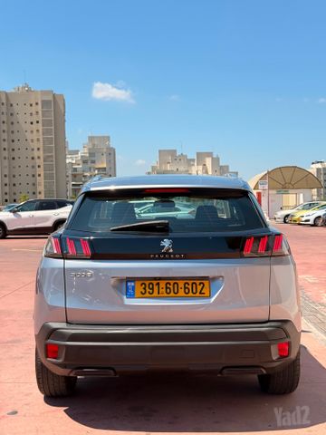פיג'ו 3008