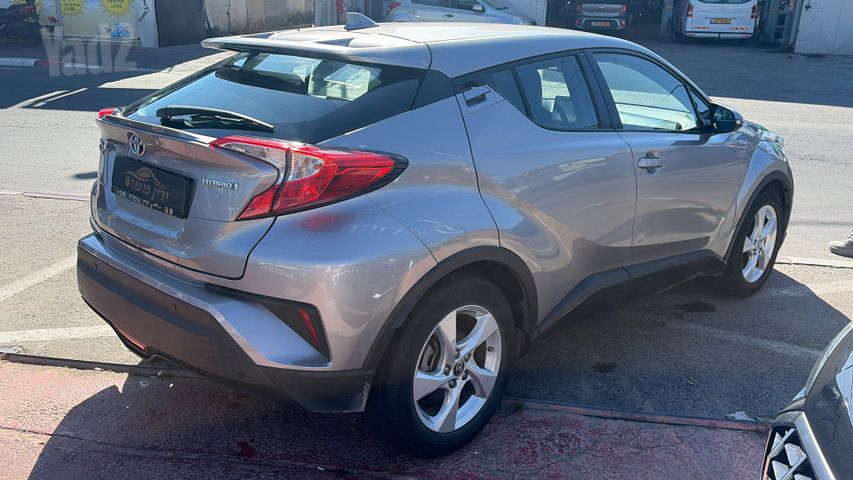 טויוטה C-HR