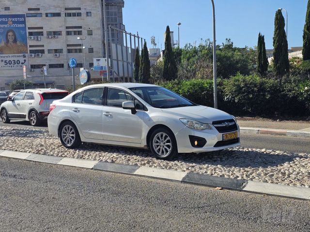 סובארו אימפרזה