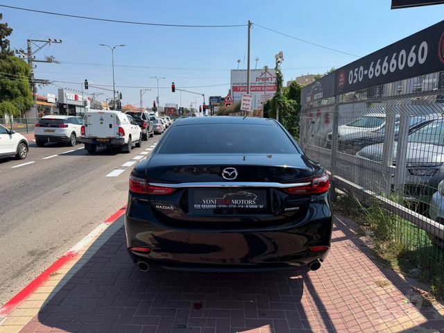 מאזדה 6