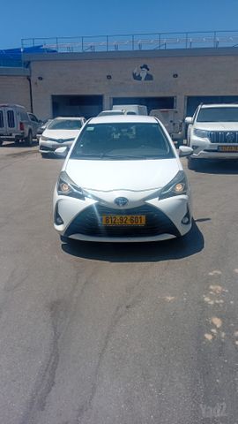 מודעת רכב טויוטה יאריס