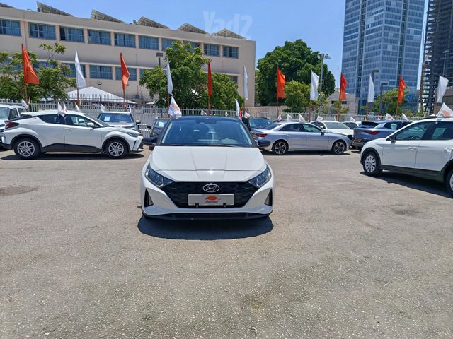 יונדאי i20
