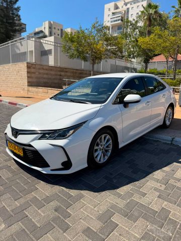 מודעת רכב טויוטה קורולה