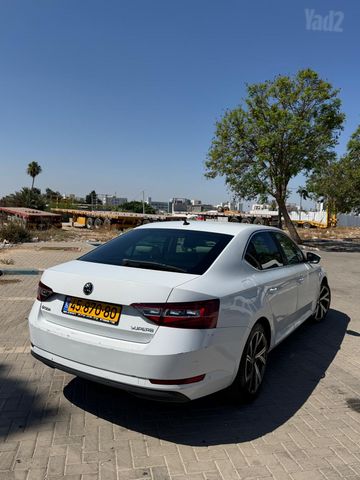 סקודה סופרב