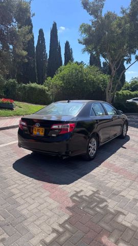 טויוטה קאמרי