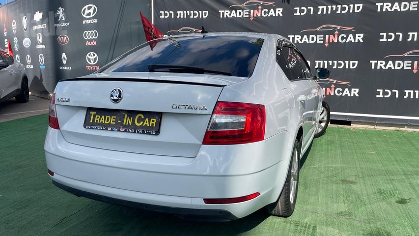 סקודה אוקטביה