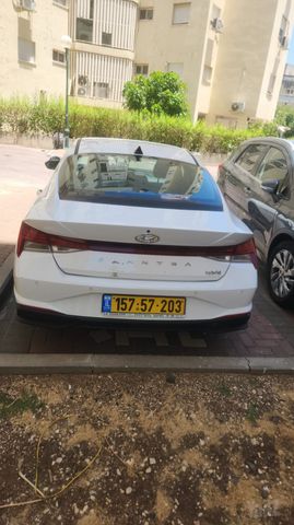 יונדאי אלנטרה
