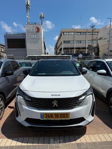 פיג'ו 3008