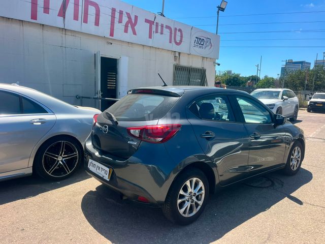 מאזדה 2