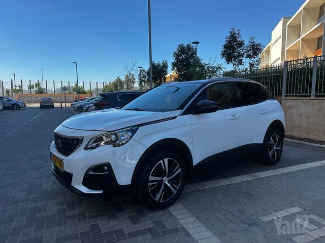 פיג'ו 3008