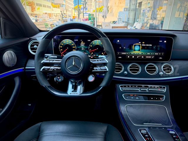 מרצדס-בנץ E-class