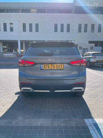אם ג'י ZS