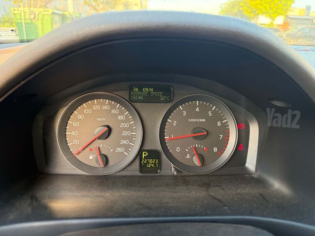 וולוו S40