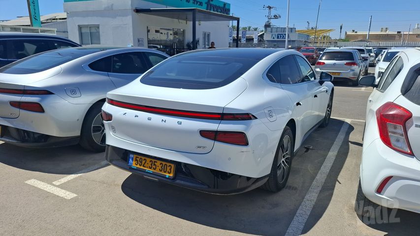 אקספנג P7