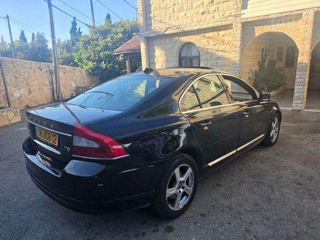 וולוו S80
